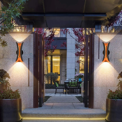 Outdoor Black Head Spotlight Wall Lamp-1