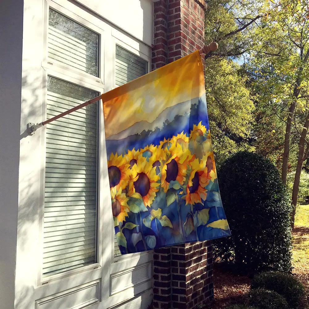 Sunflowers in Watercolor House Flag Caroline's Treasures