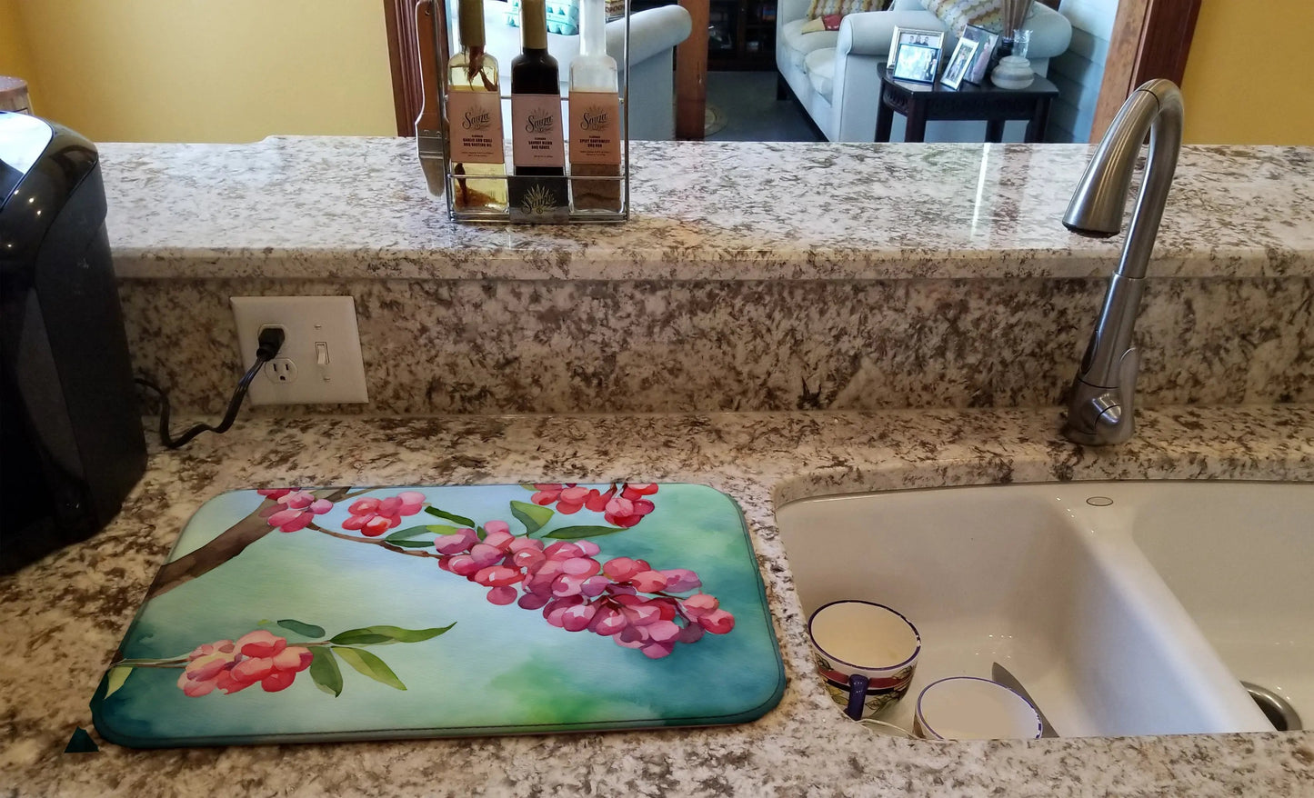 Pennsylvania Mountain Laurels in Watercolor Dish Drying Mat-1