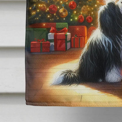 Tibetan Terrier and Santa Claus House Flag Caroline's Treasures
