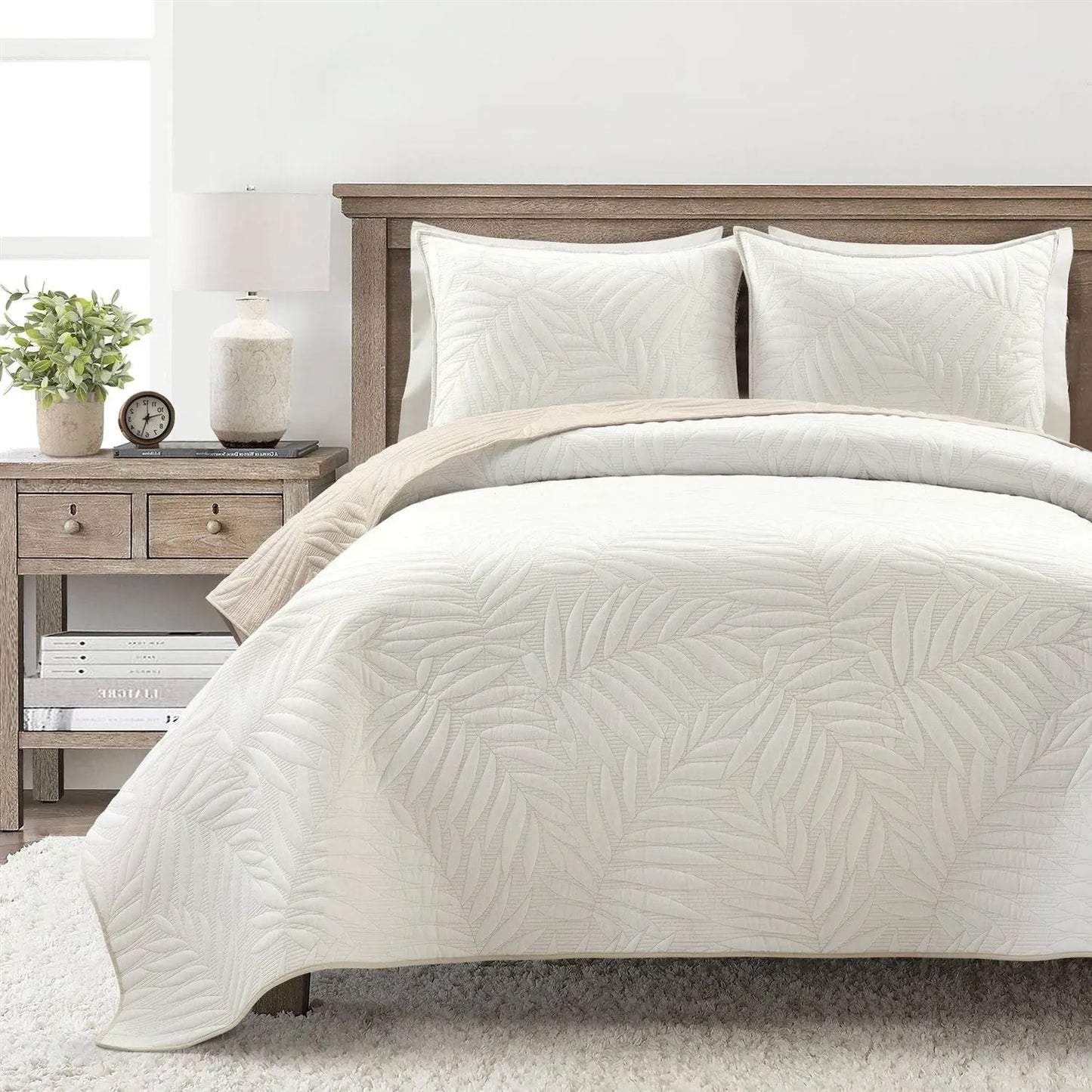 Full/Queen Lightweight Fern Leaf Reversible 3-PC White Beige Cotton Quilt Set FastFurnishings